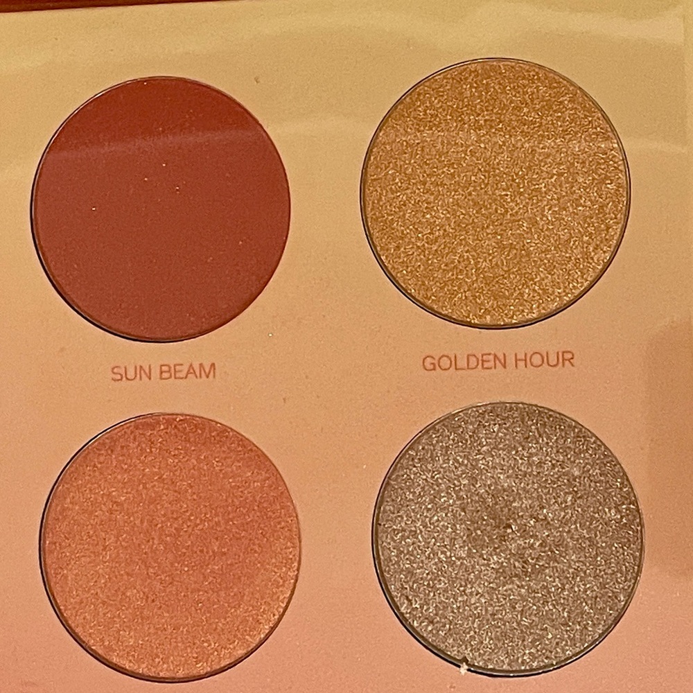 NWT Hip Dot Sun Goddess 4 Shade Face Pallette - Picture 4 of 7